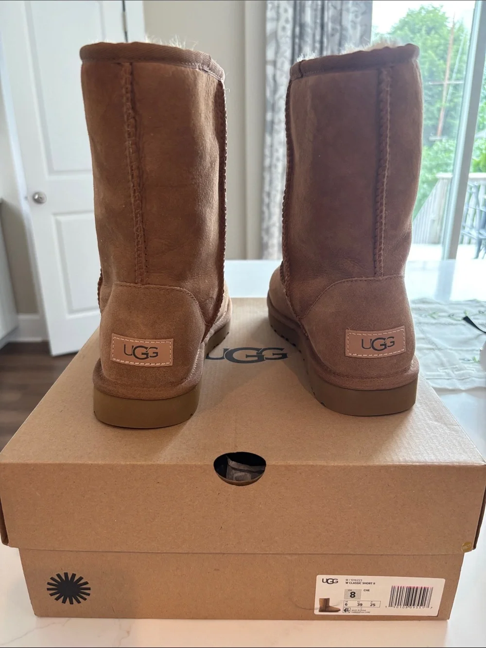 UGG classic short